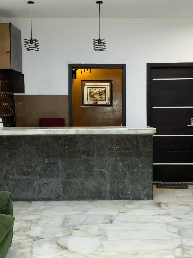 Alston Inn Hotel كويتو المظهر الخارجي الصورة