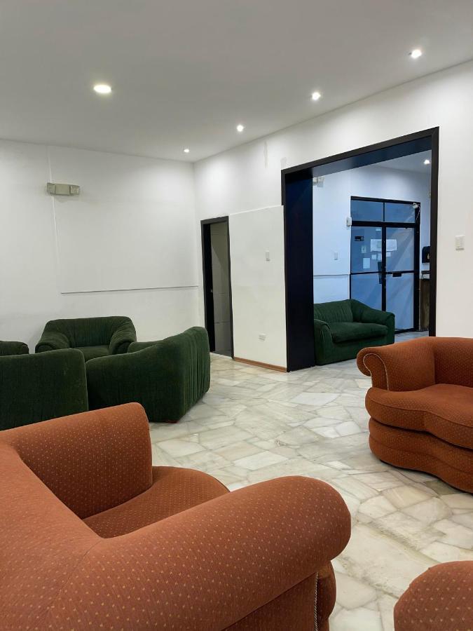 Alston Inn Hotel كويتو المظهر الخارجي الصورة
