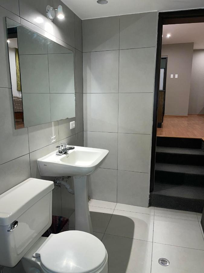 Alston Inn Hotel كويتو المظهر الخارجي الصورة