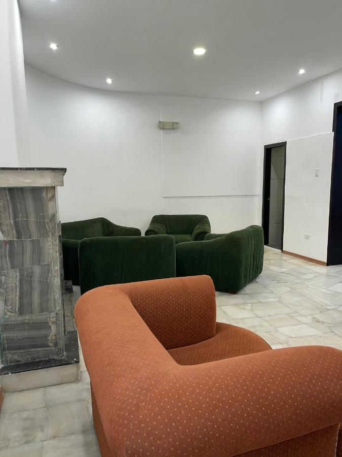 Alston Inn Hotel كويتو المظهر الخارجي الصورة