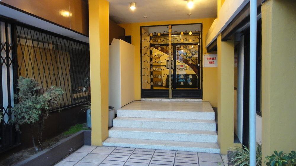 Alston Inn Hotel كويتو المظهر الخارجي الصورة