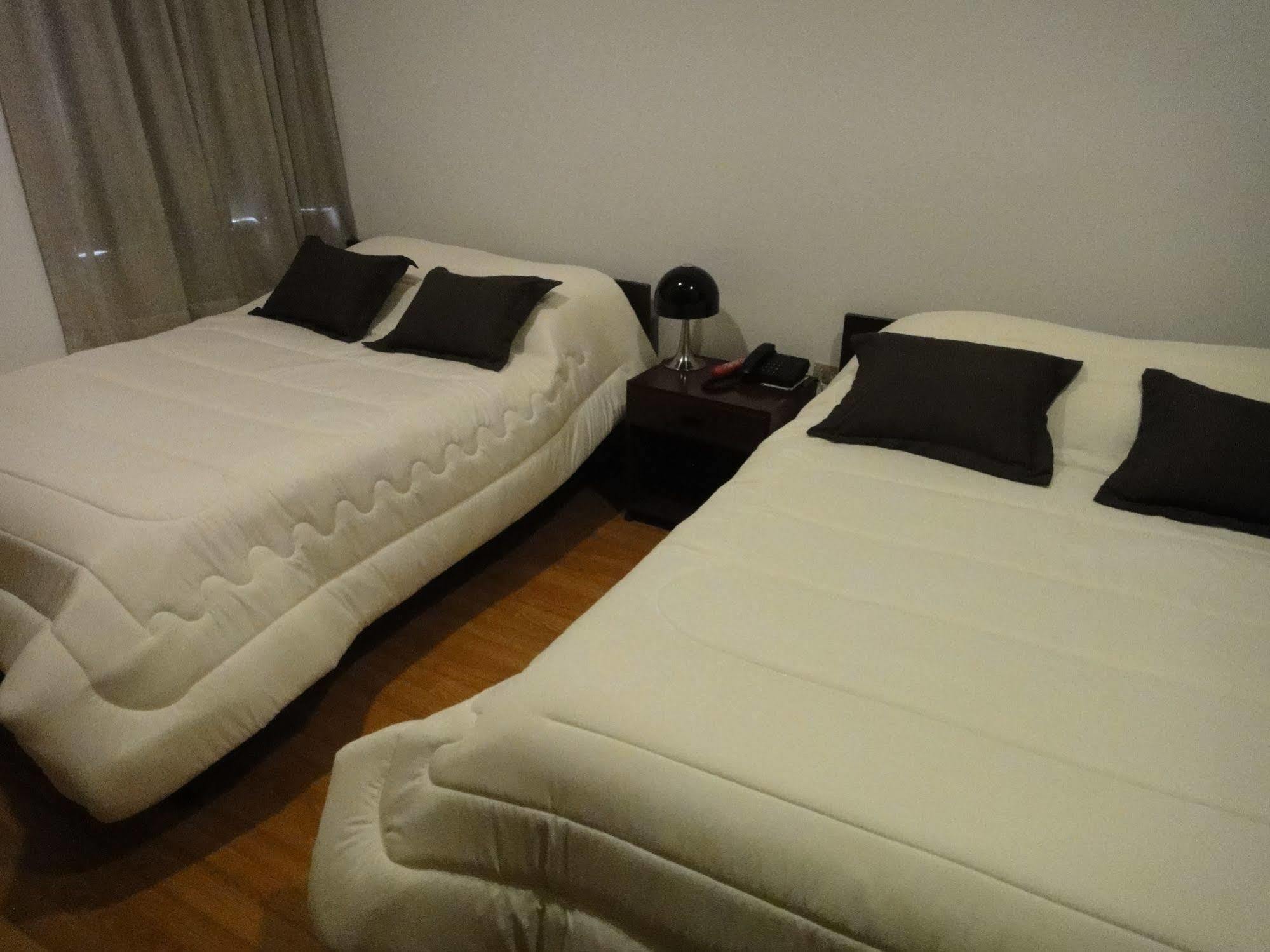 Alston Inn Hotel كويتو المظهر الخارجي الصورة