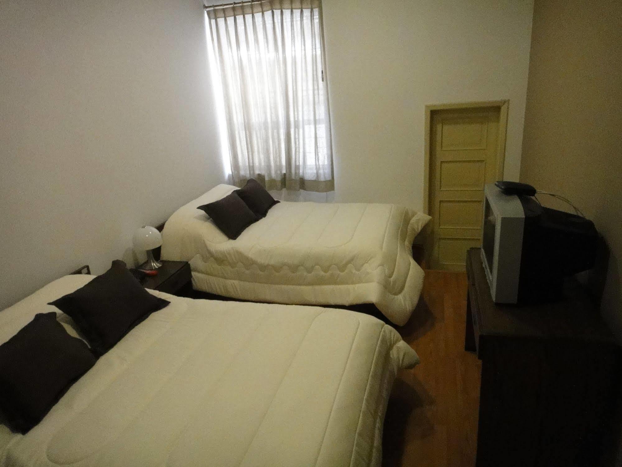 Alston Inn Hotel كويتو المظهر الخارجي الصورة